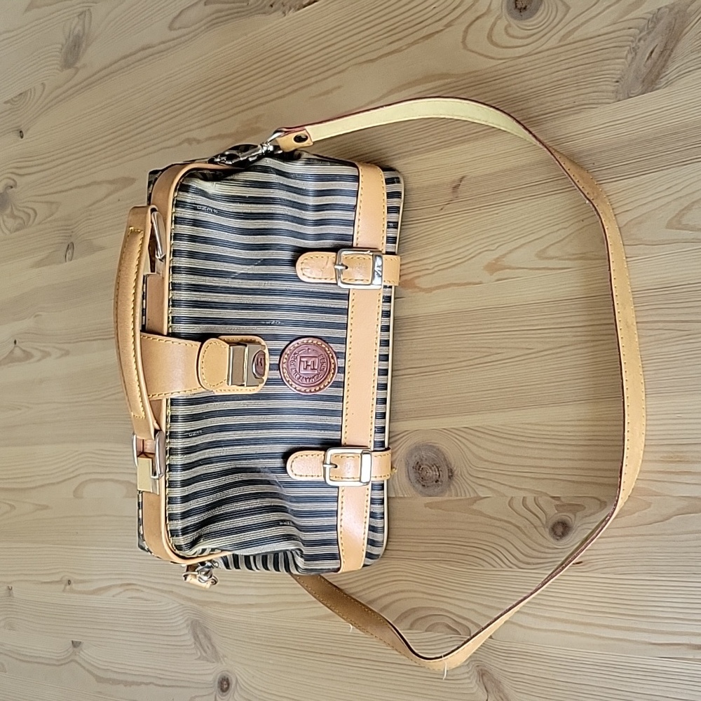 🌟Host Pick🌟 FENDI Vintage 1990's Pequin Striped Crossbody Bag